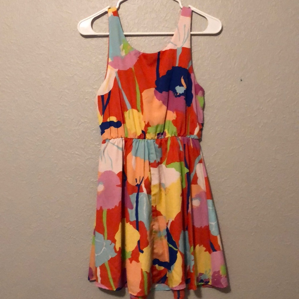 Every Colorful Dress - Picture 2 of 5